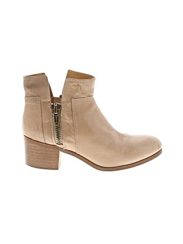 LAVORAZIONE ARTIGIANALE Ankle Boots (view 1)