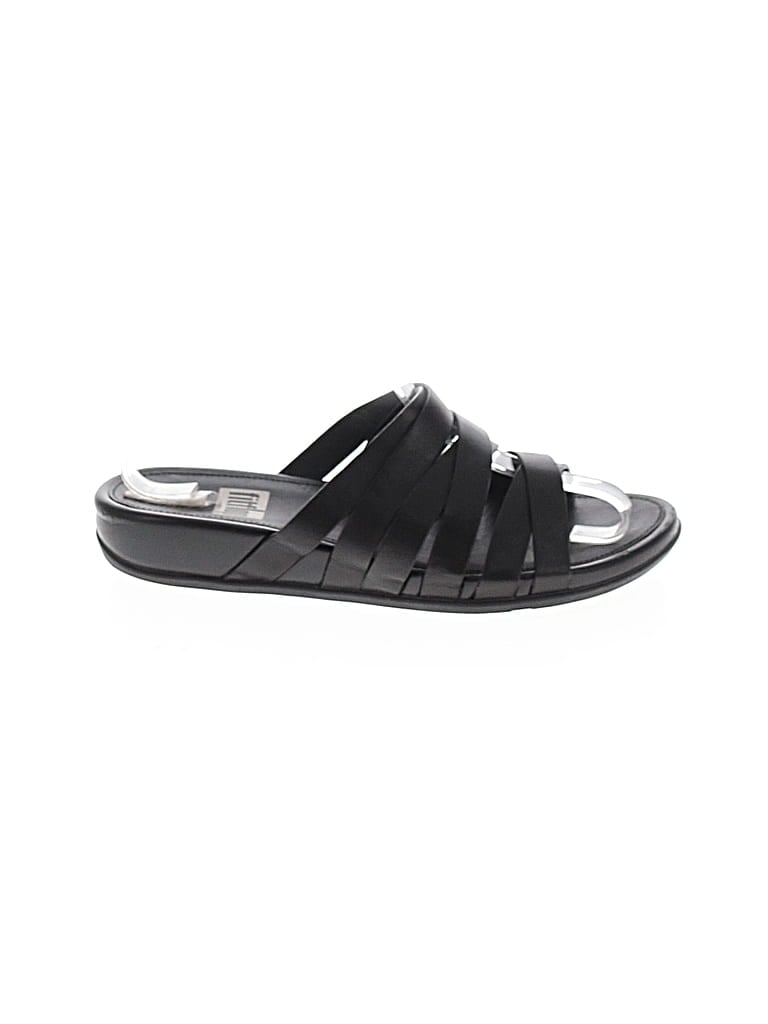 Pre-owned Fitflop Sandals In Black