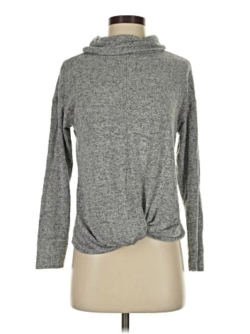 Jennifer Lopez Turtleneck Sweater (view 1)
