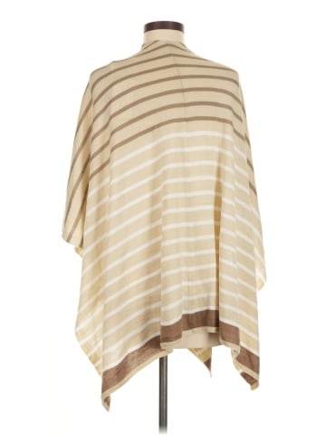 Simply Noelle Poncho (view 2)