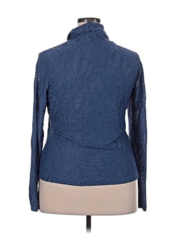 Intempo Long Sleeve Top (view 2)