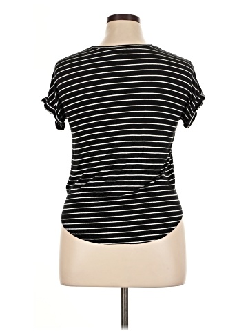 Crown of Heart's Short Sleeve Top (view 2)