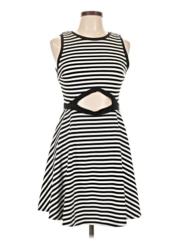Francesca's Casual Dress (view 1)