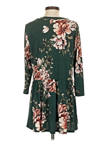 Discount Divas Casual Dress (view 2)