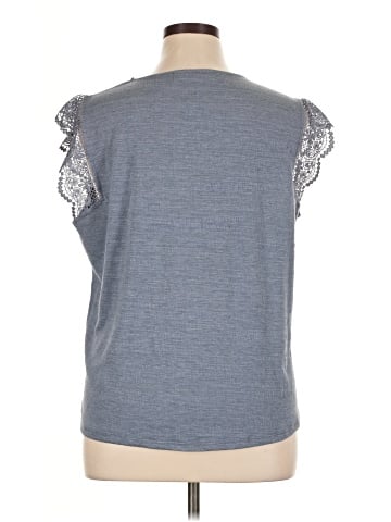 Love Scarlett Short Sleeve Top (view 2)