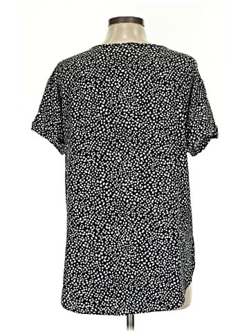 BELLA ELLA Short Sleeve T-Shirt (view 2)
