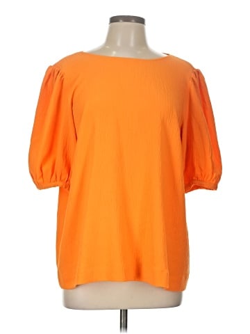 Crown & Ivy 3/4 Sleeve Top (view 1)