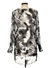 BCBGMAXAZRIA 100% Polyester Silver Long Sleeve Blouse Size L - photo 2