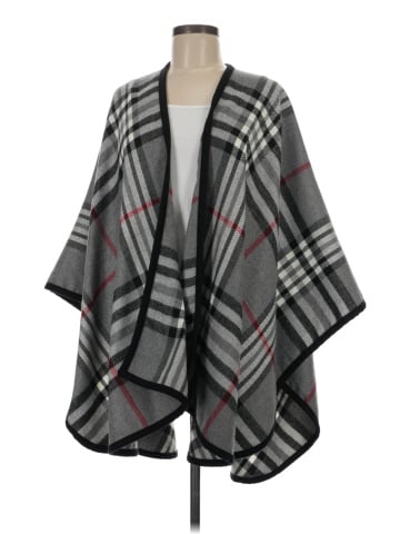 V.Fraas Poncho (view 1)