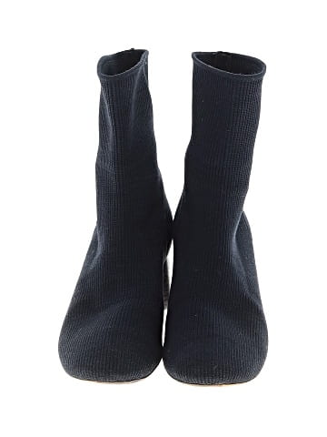 Vince. Ankle Boots (view 2)