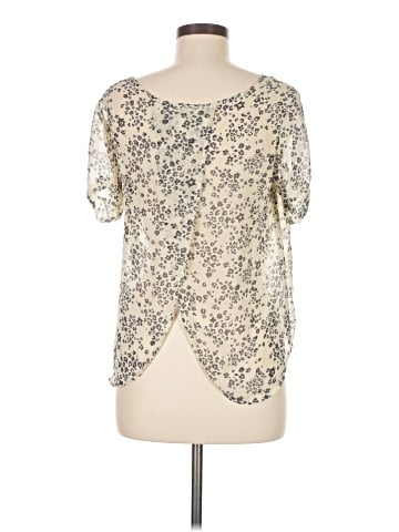 Kirra Short Sleeve Blouse (view 2)