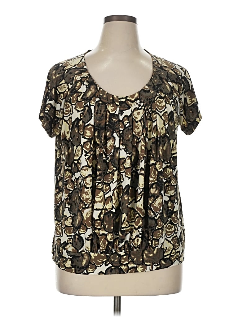 Pre-owned Relativity Short Sleeve T-shirt In Gold