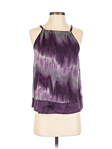 Kenar Sleeveless Blouse (view 1)