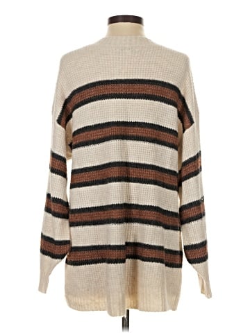 American Eagle Outfitters Pullover Sweater (view 2)