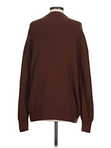 Danielle Bernstein Pullover Sweater (view 2)
