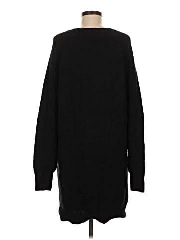 Old Navy Pullover Sweater (view 2)