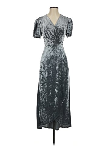 Xhilaration Cocktail Dress (view 1)