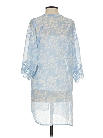 Wallflower Kimono (view 2)