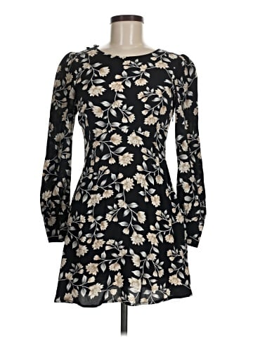 Flynn Skye Casual Dress (view 1)