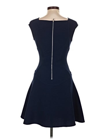 Julia Jordan Casual Dress (view 2)