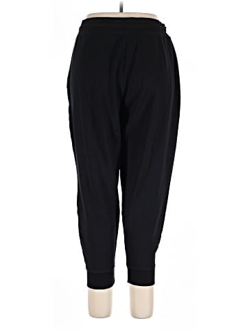 Eddie Bauer Casual Pants (view 2)