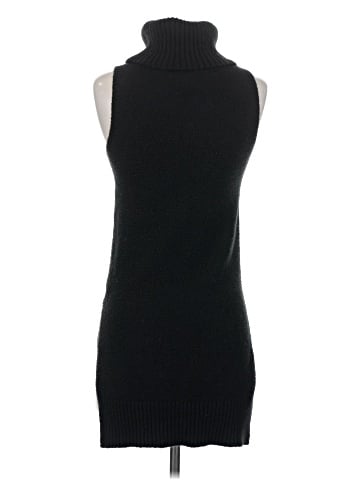 Romeo & Juliet Couture Sweater Vest (view 2)