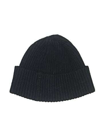 Axel Arigato Beanie (view 1)