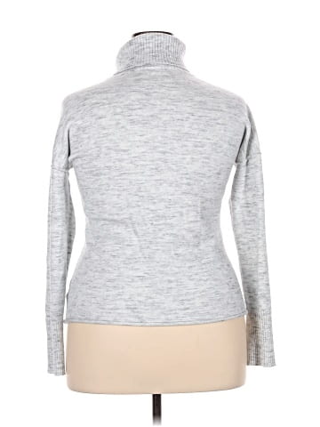 RD Style Turtleneck Sweater (view 2)