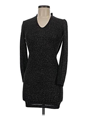B. Smart Long Sleeve Top (view 1)