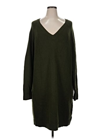 Old Navy Casual Dress (view 1)