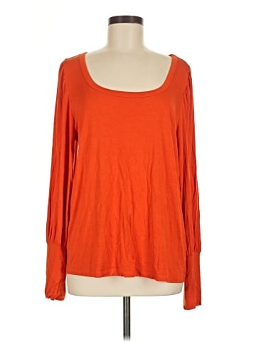 Torrid 3/4 Sleeve T-Shirt (view 1)