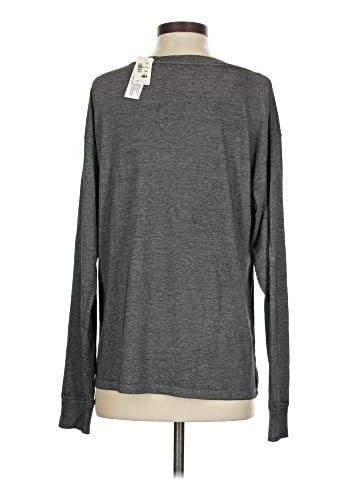 Aeropostale Long Sleeve T-Shirt (view 2)
