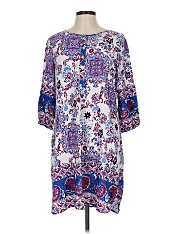 Figueroa & Flower Casual Dress (view 1)