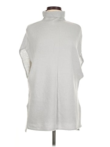 Valette Poncho (view 1)