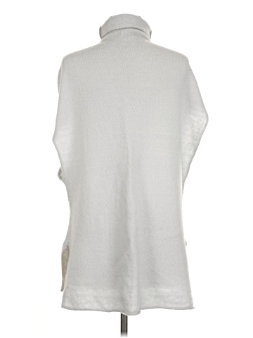 Valette Poncho (view 2)