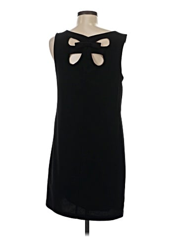 Oleg Cassini Casual Dress (view 2)