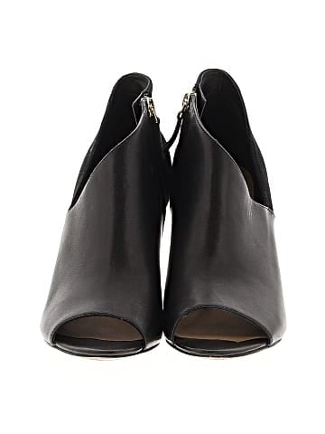 Elaine Turner Heels (view 2)