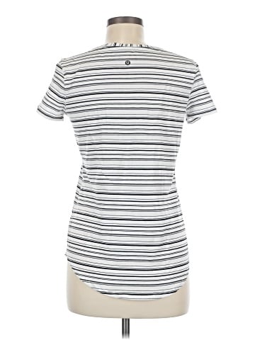 Lululemon Athletica Short Sleeve T-Shirt (view 2)