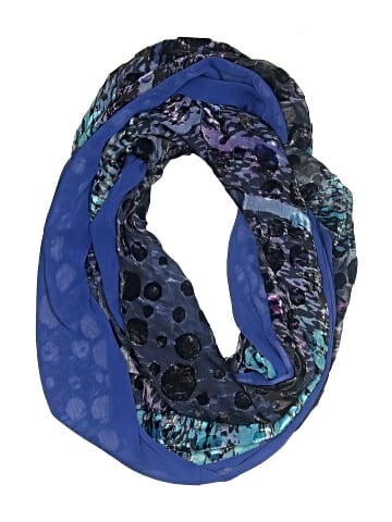 Collection Eighteen Scarf (view 1)