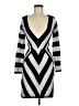 Twiggy Chevron-herringbone Silver Cocktail Dress Size M - photo 1
