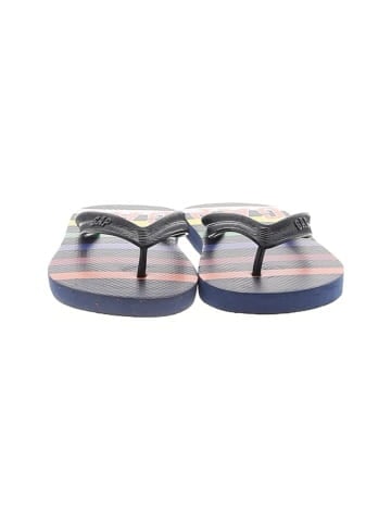 Gap Flip Flops (view 2)