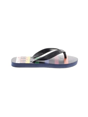 Gap Flip Flops (view 1)