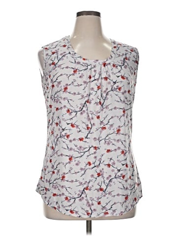 Emily Stacy Sleeveless T-Shirt (view 1)