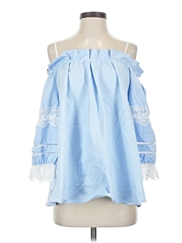 Romeo & Juliet Couture 3/4 Sleeve Blouse (view 1)