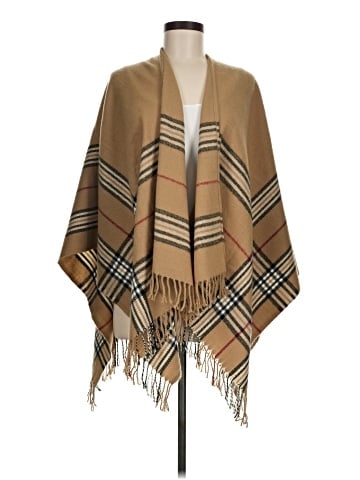 V.Fraas Poncho (view 1)