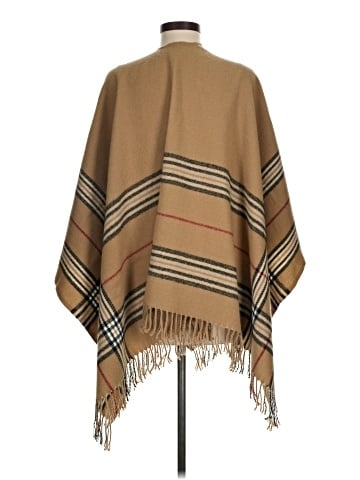 V.Fraas Poncho (view 2)