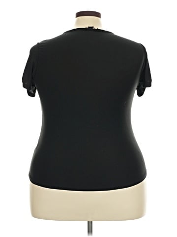 Rouge Short Sleeve T-Shirt (view 2)
