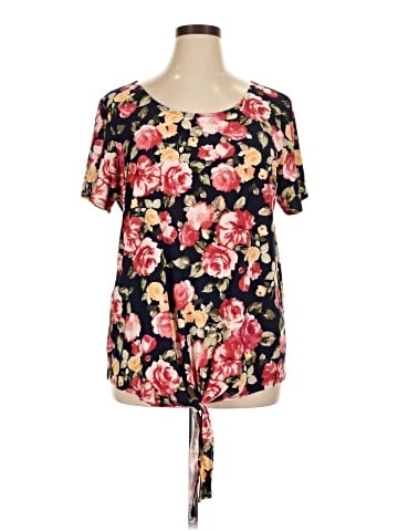 Elizabeth Short Sleeve T-Shirt (view 1)