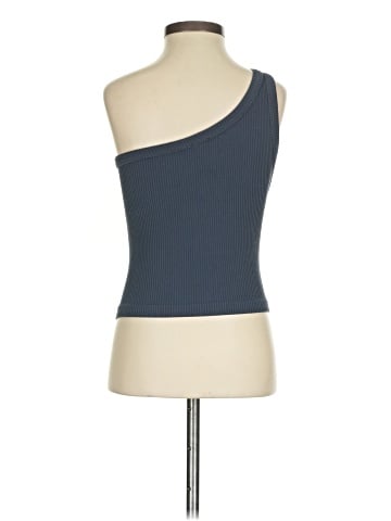 Etiquette Sleeveless Top (view 2)