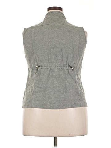 Croft & Barrow Vest (view 2)